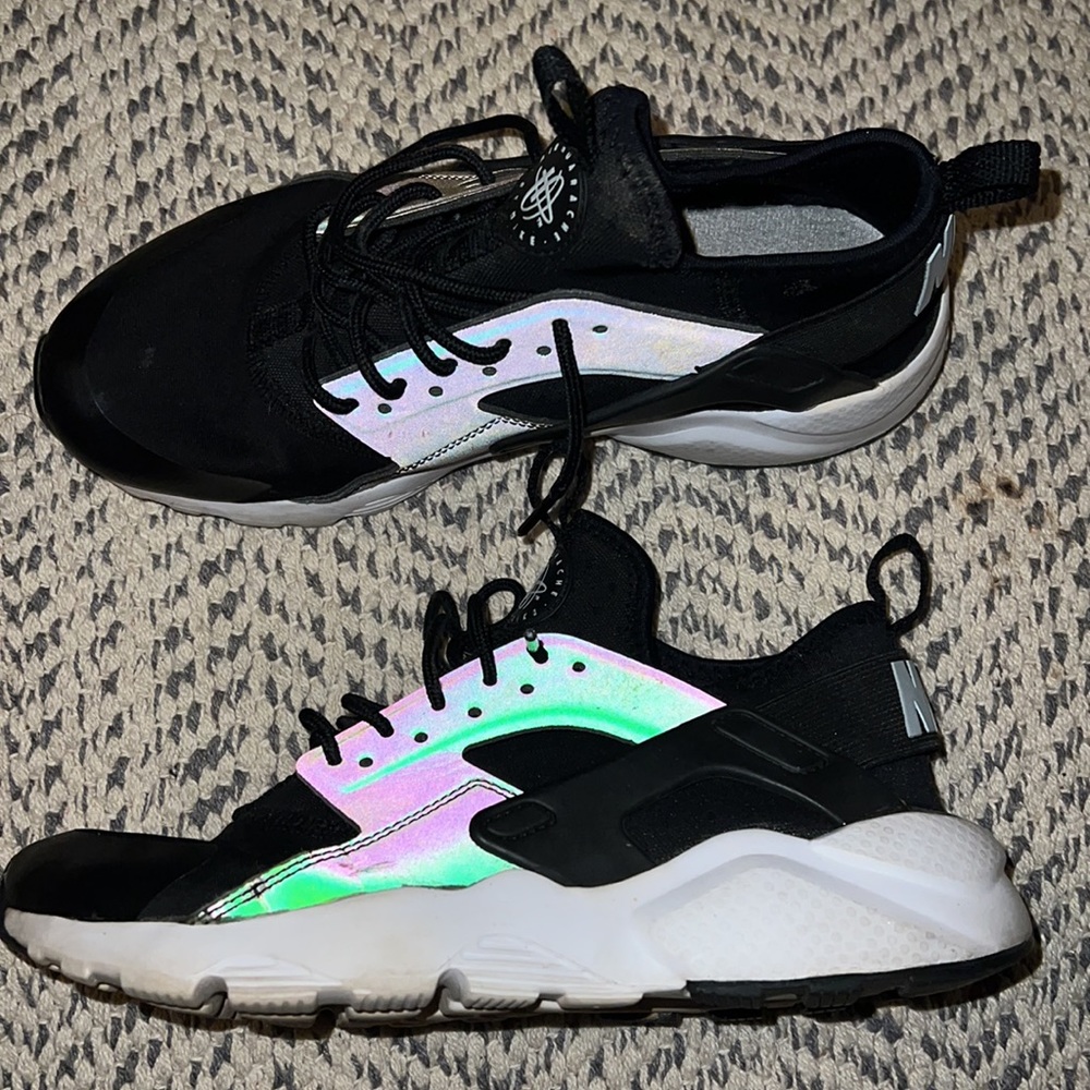 Nike Hurache Run Sneakers Women’s Size 7.5 - image 2